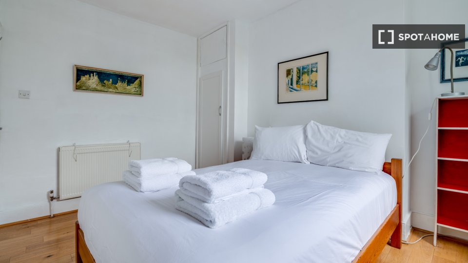 Apartment London, 2 beds — photo 11