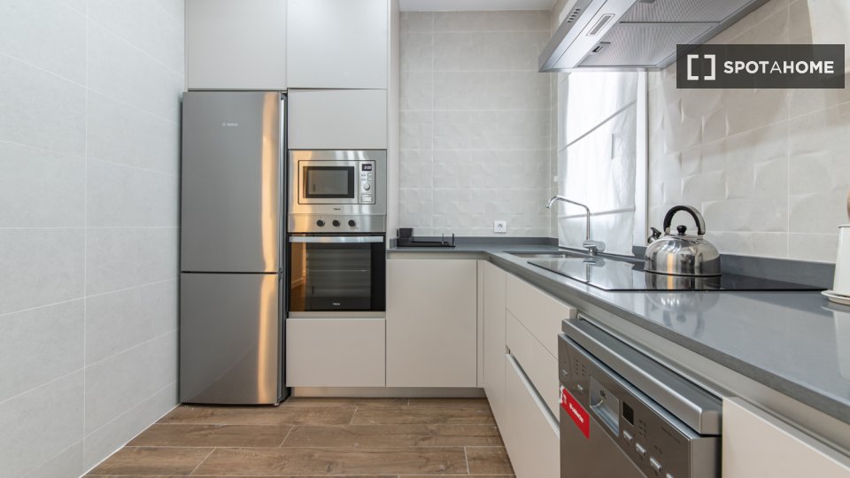 Apartment Madrid, 3 beds, 100m² — photo 12