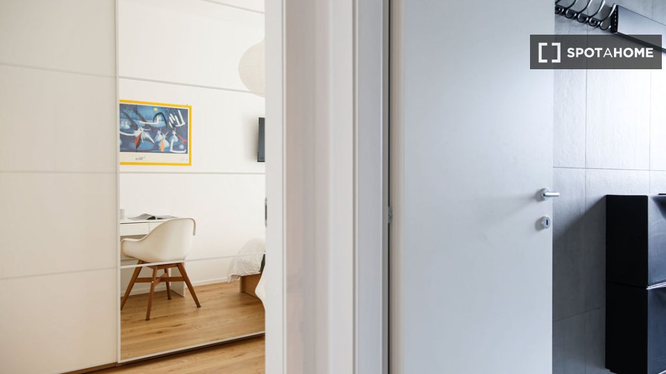 Apartment Milan, 1 bed, 49m² — photo 17