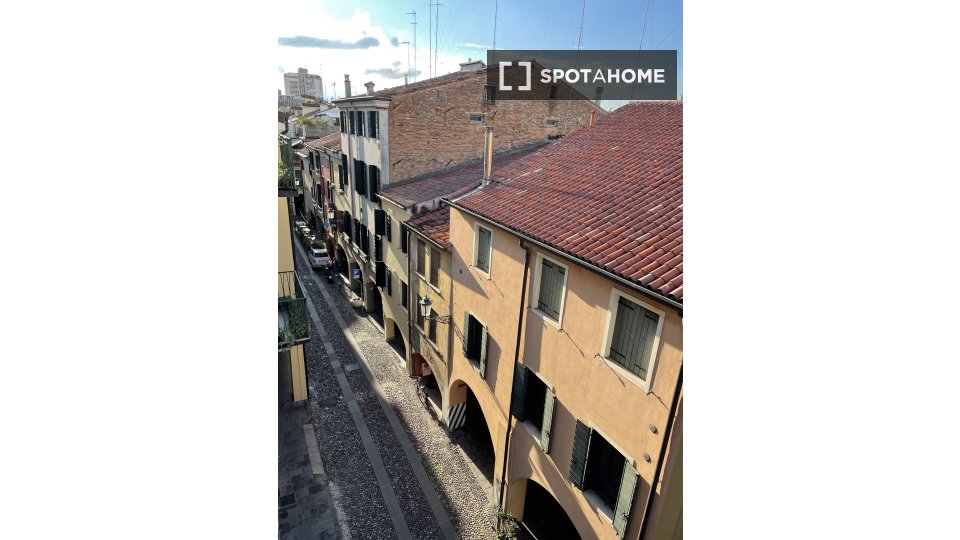 Double room Padua, 3 beds — photo 10