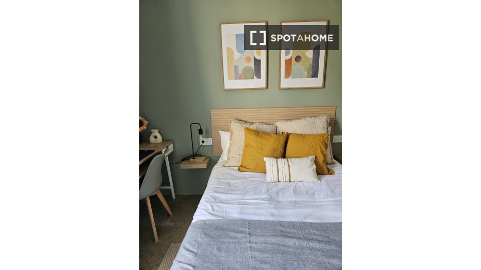 Double room Barcelona, 10 beds, 220m² — photo 16
