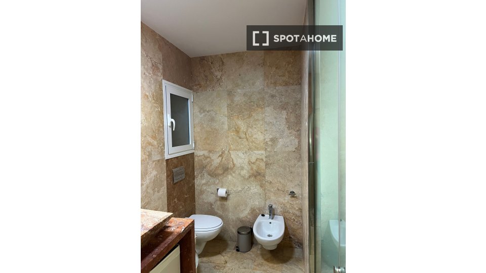 Double room Almeria, 2 beds — photo 4