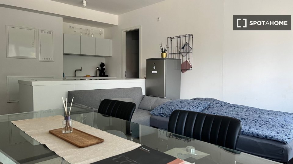 Apartment Berlin, 1 bed, 52m² — photo 3
