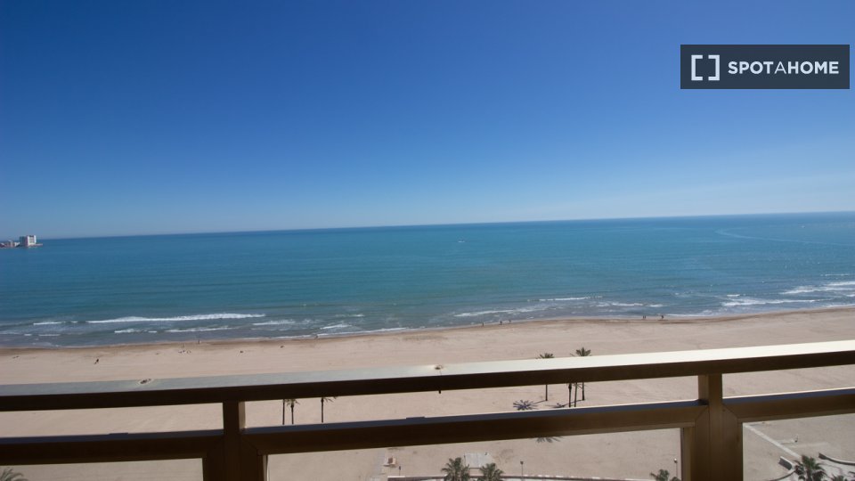 Apartment Valencia, 4 beds, 120m² — photo 16