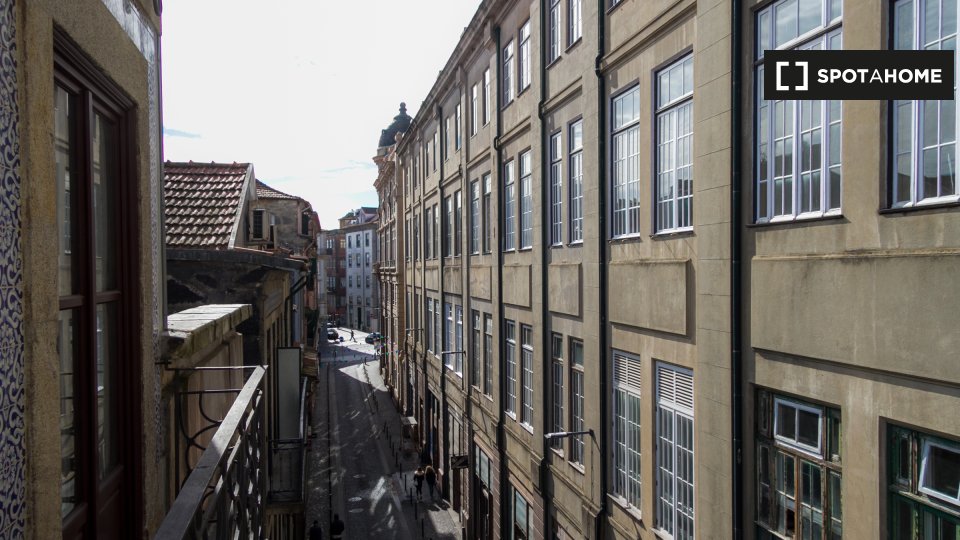 Apartment mono Porto, 40m² — photo 2