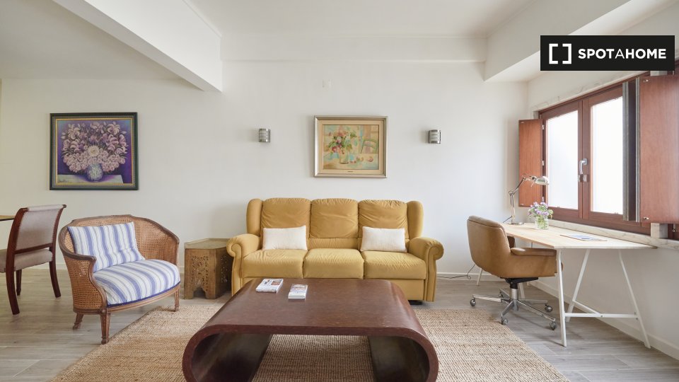 Apartment Lisbon, 1 bed, 80m² — photo 14