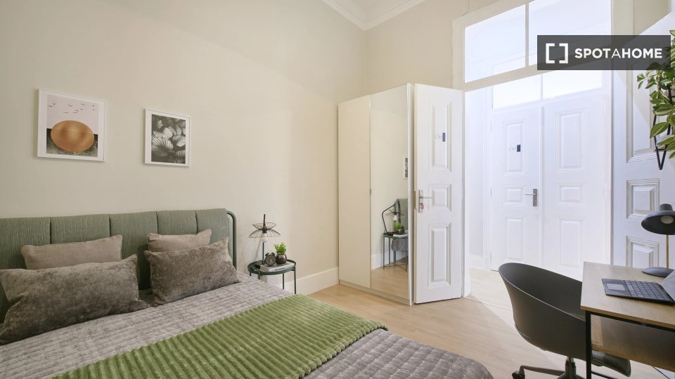 Double room Lisbon, 9 beds — photo 3