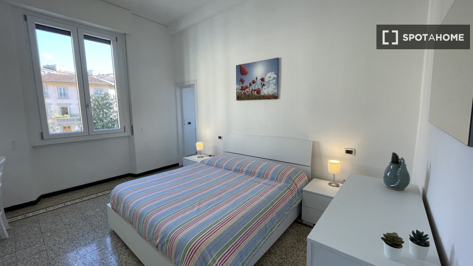Double room Florence, 4 beds, 90m² — photo 9