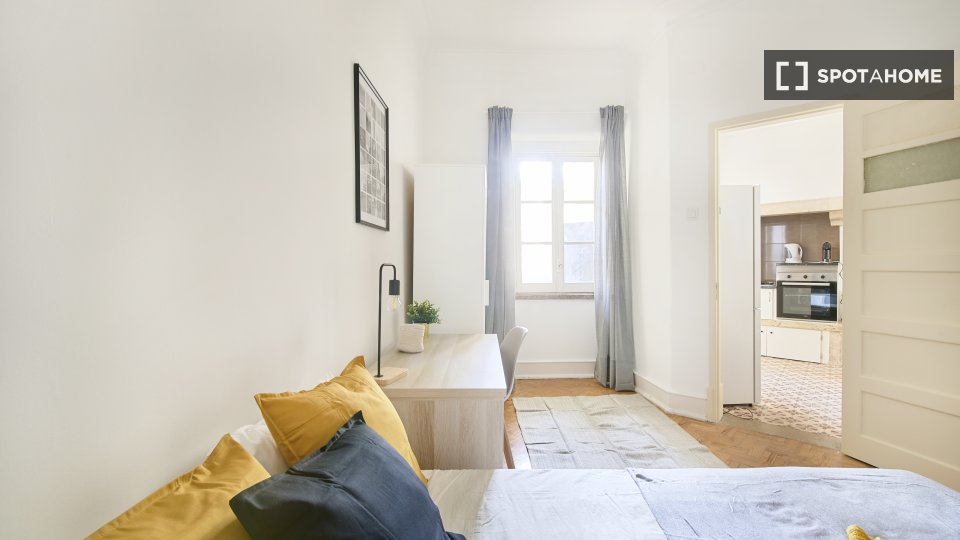 Double room Lisbon, 7 beds — photo 15