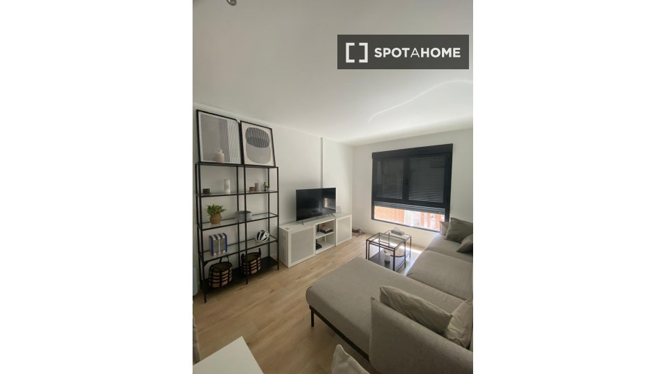 Apartment Madrid, 1 bed, 61m² — photo 9
