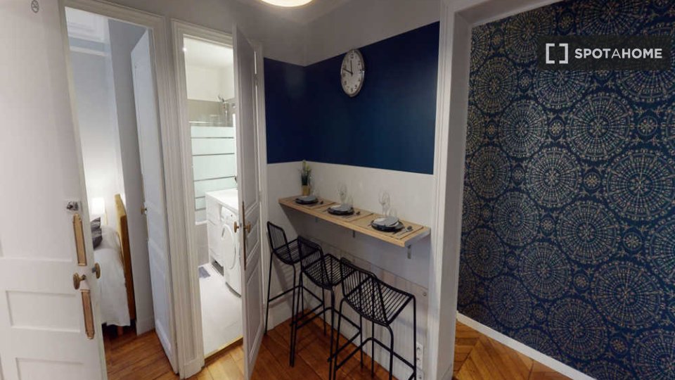 Double room Paris, 4 beds, 80m² — photo 11