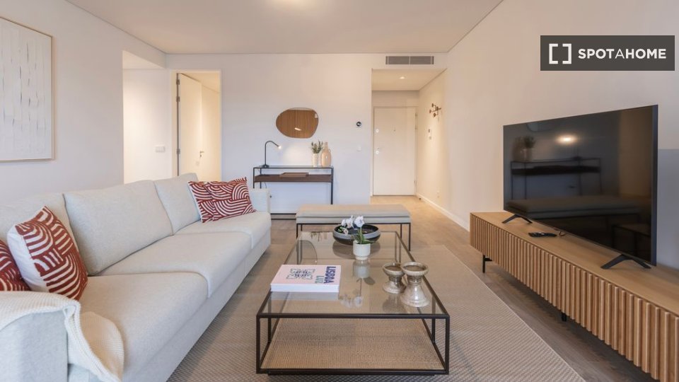 Apartment Lisbon, 3 beds — photo 8