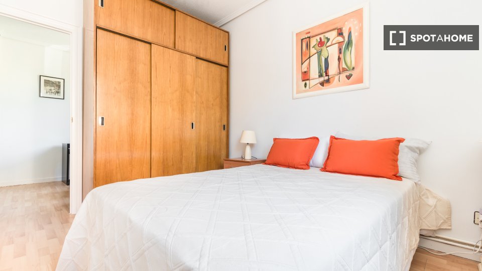 Apartment Madrid, 2 beds, 62m² — photo 3