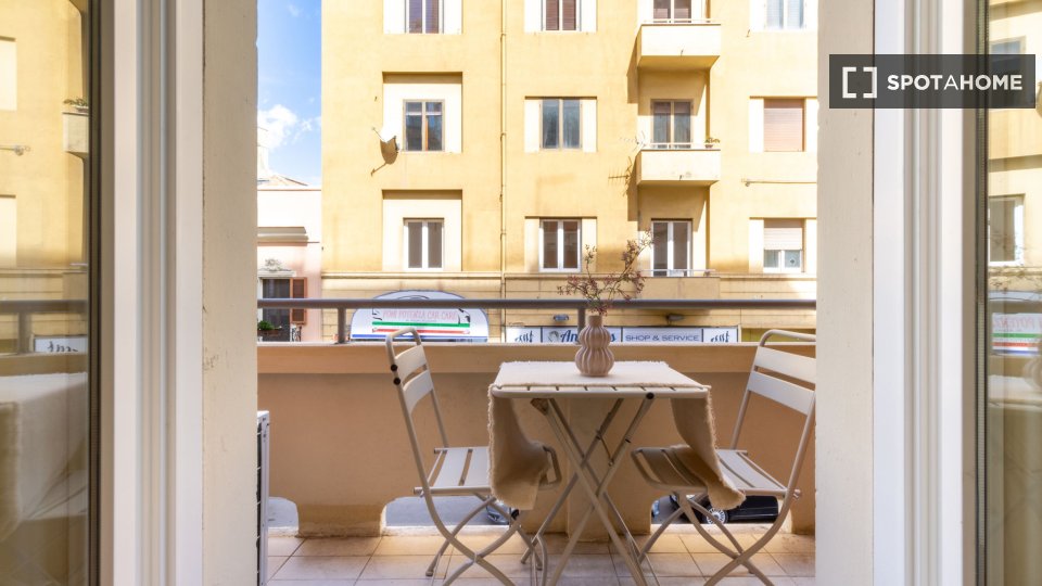Apartment Cagliari, 1 bed, 45m² — photo 4