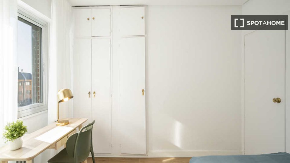 Double room Madrid, 16 beds — photo 36