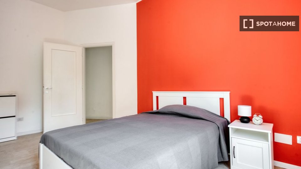 Double room Milan, 3 beds — photo 3