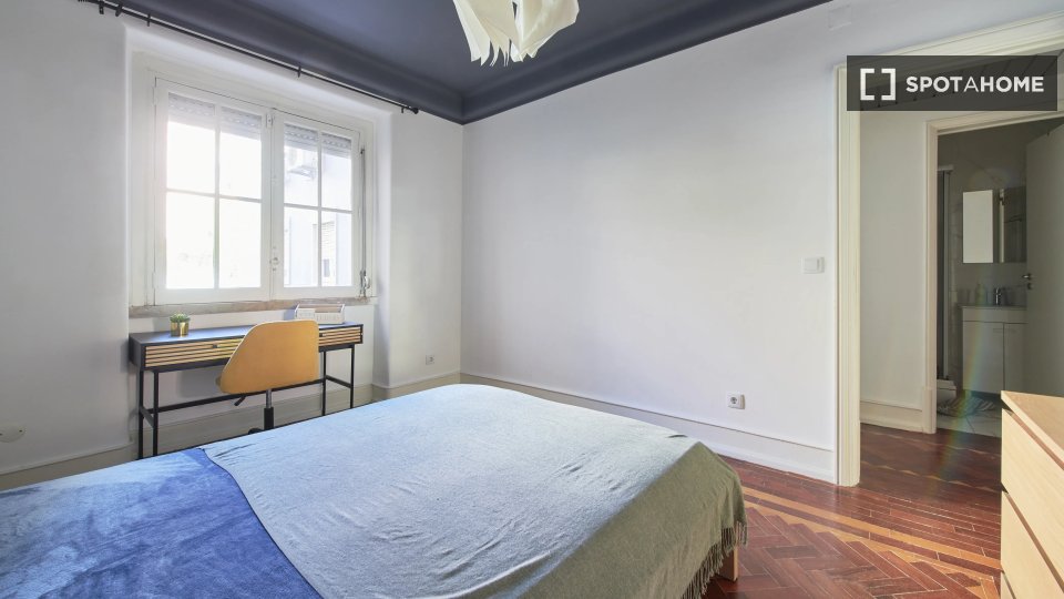 Double room Lisbon, 7 beds — photo 4