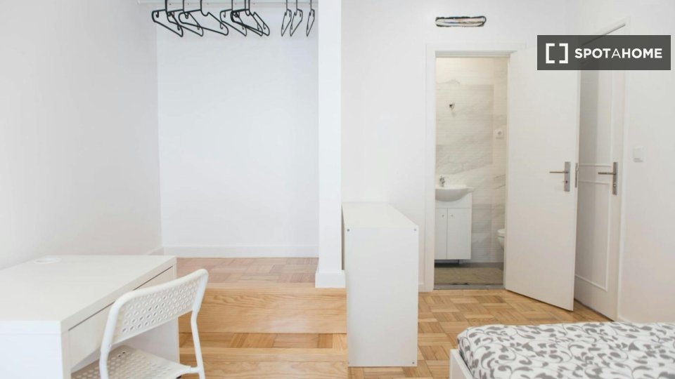 Double room Porto, 14 beds — photo 3