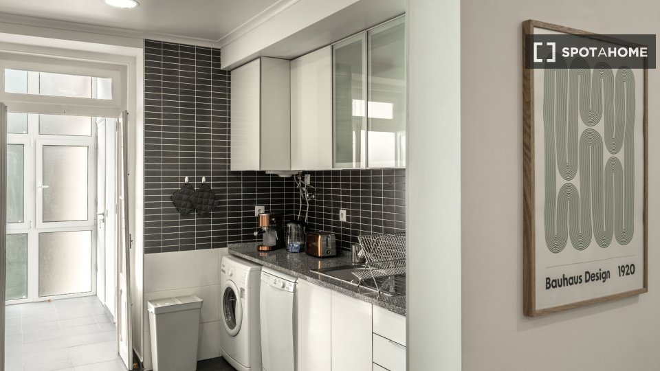 Apartment mono Lisbon, 50m² — photo 14