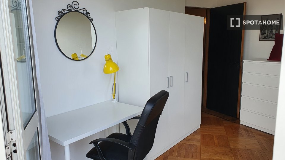 Double room Turin, 4 beds, 122m² — photo 2
