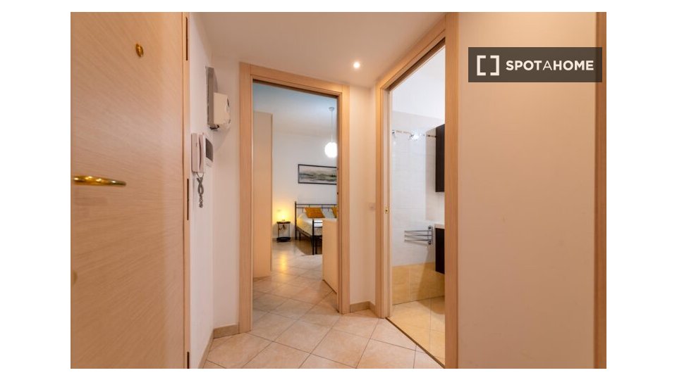 Apartment Milan, 2 beds, 42m² — photo 4
