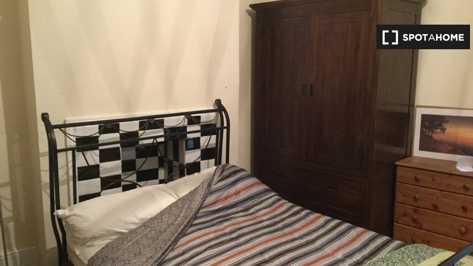 Apartment mono London — photo 1