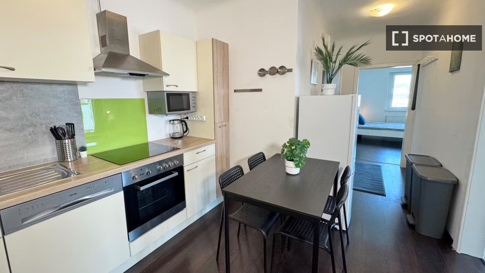 Double room Vienna, 3 beds, 48m² — photo 9