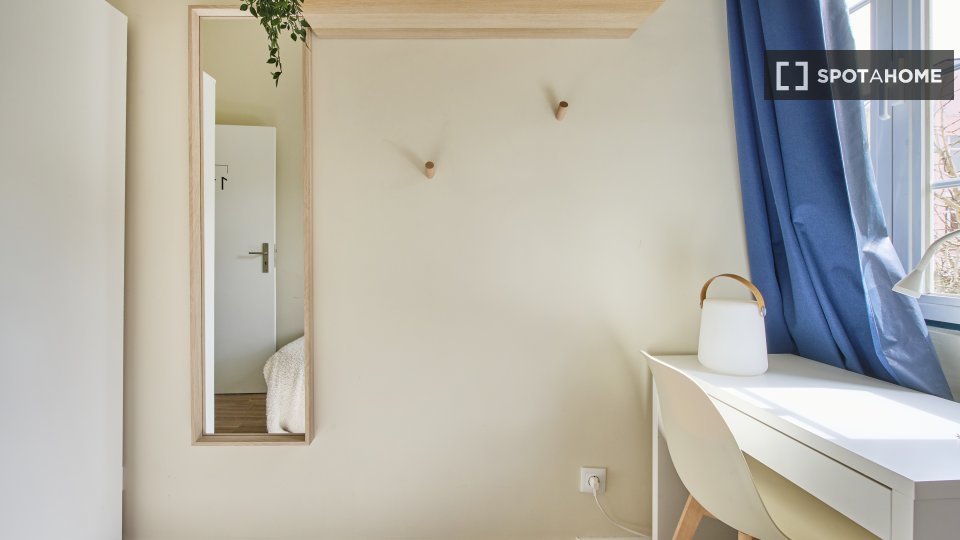 Double room Lisbon, 12 beds — photo 44