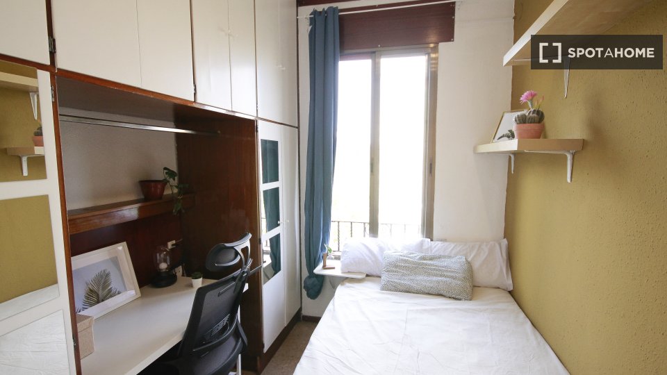 Double room Barcelona, 5 beds — photo 2