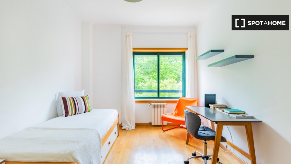 Apartment Lisbon, 3 beds — photo 11