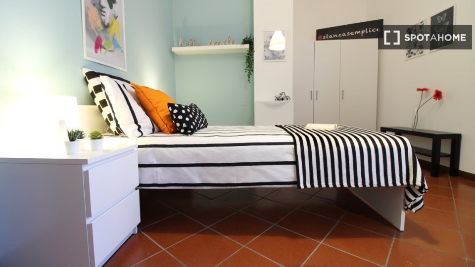 Double room Brescia, 5 beds — photo 12