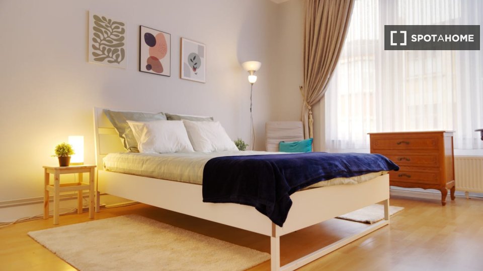 Double room Brussels, 2 beds — photo 2