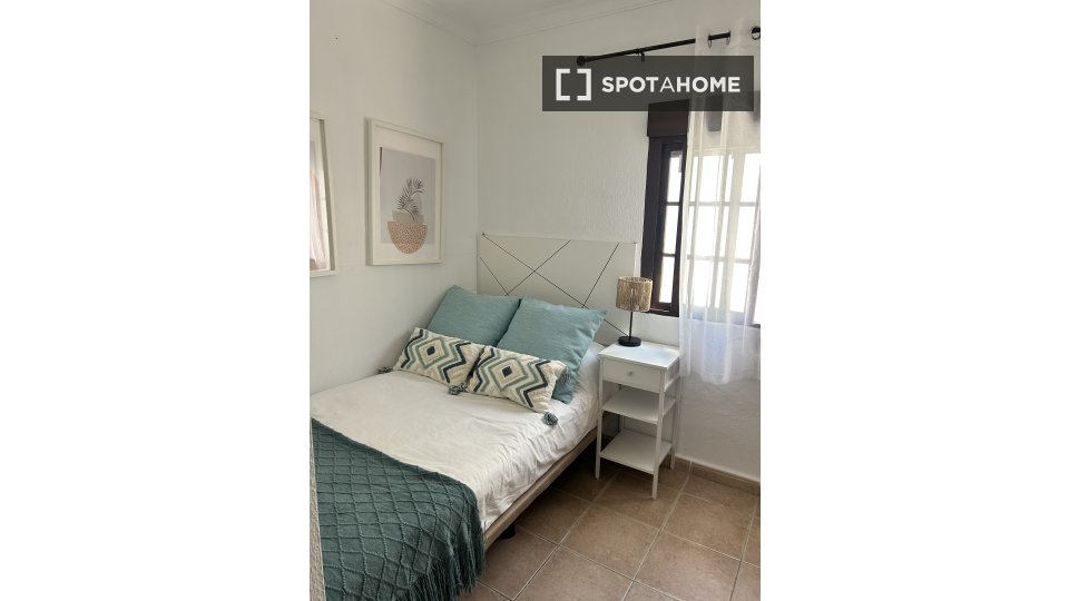 Apartment Cadiz, 2 beds, 70m² — photo 15