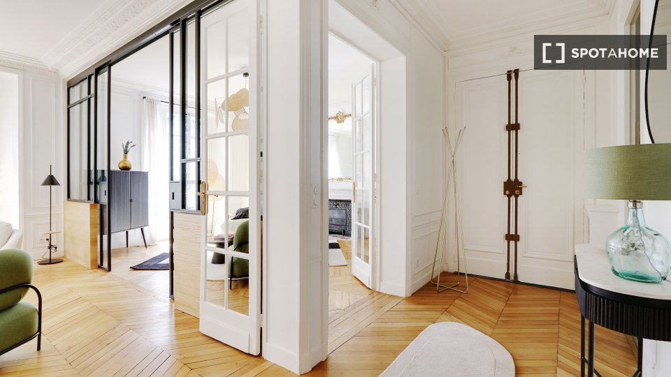 Apartment Paris, 2 beds, 132m² — photo 4