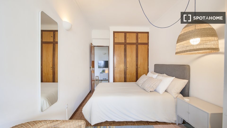 Double room Lisbon, 4 beds — photo 7