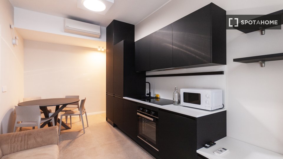Apartment Milan, 1 bed — photo 12