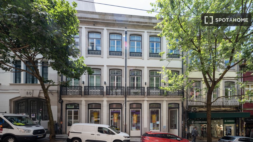 Apartment mono Porto, 54m² — photo 2