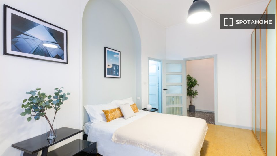 Apartment Milan, 1 bed, 53m² — photo 2