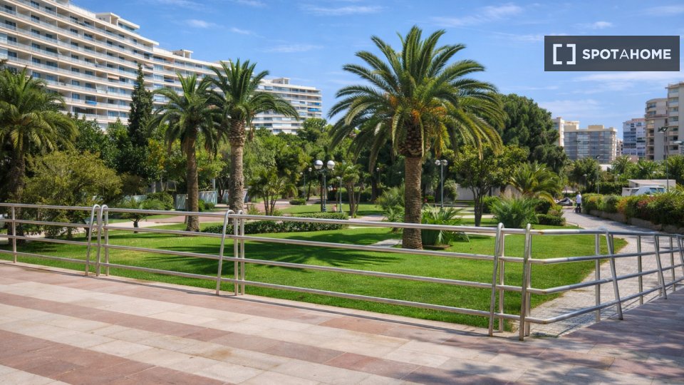 Apartment Alicante, 2 beds, 35m² — photo 13