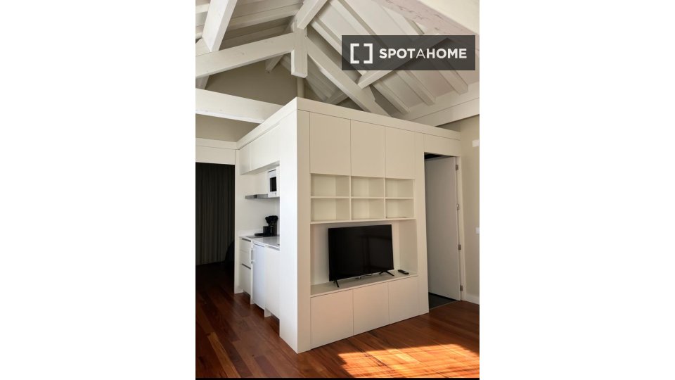 Apartment mono Porto, 40m² — photo 2