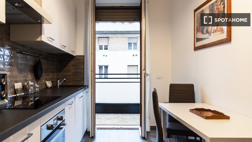 Apartment Milan, 1 bed — photo 9