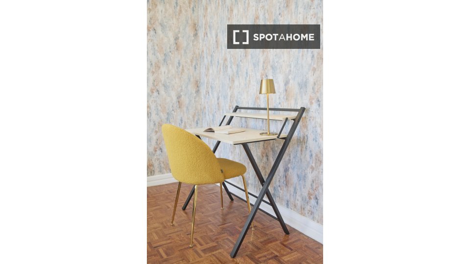 Double room Lisbon, 7 beds — photo 16