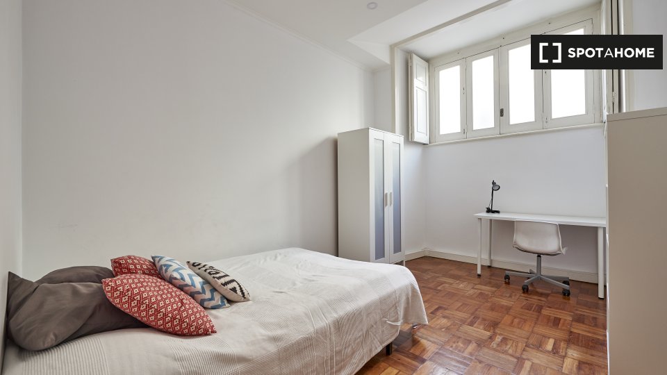 Double room Lisbon, 11 beds — photo 2