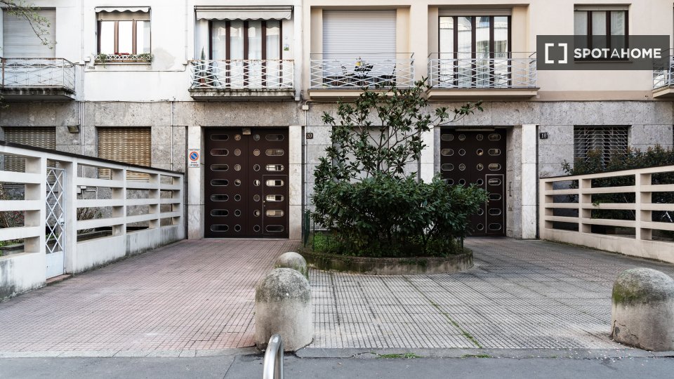 Apartment Milan, 3 beds, 93m² — photo 5