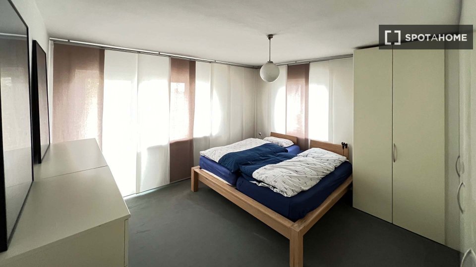 Apartment Stuttgart, 3 beds, 125m² — photo 3