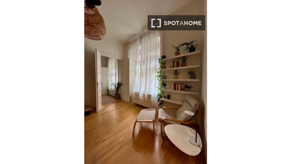 Apartment mono Budapest, 70m² — photo 9