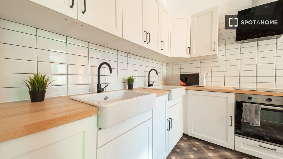 Double room Barcelona, 10 beds, 180m² — photo 19