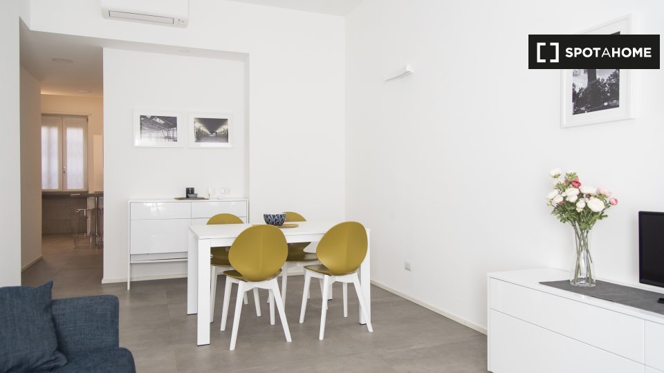 Apartment Milan, 1 bed, 67m² — photo 12