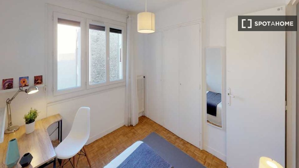 Double room Montpellier, 4 beds, 80m² — photo 1