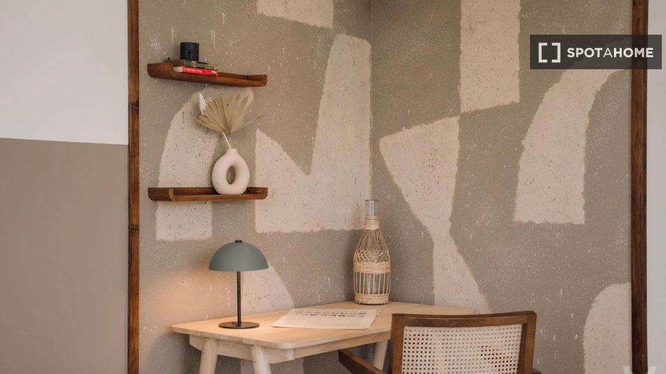 Apartment Lisbon, 2 beds, 97m² — photo 17